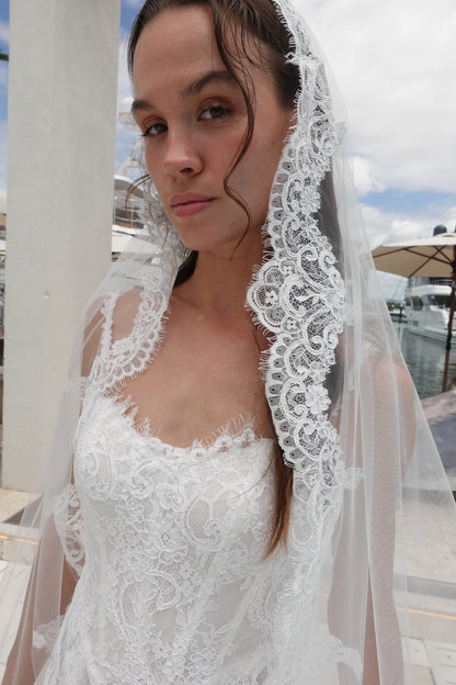 Leila Lace Veil