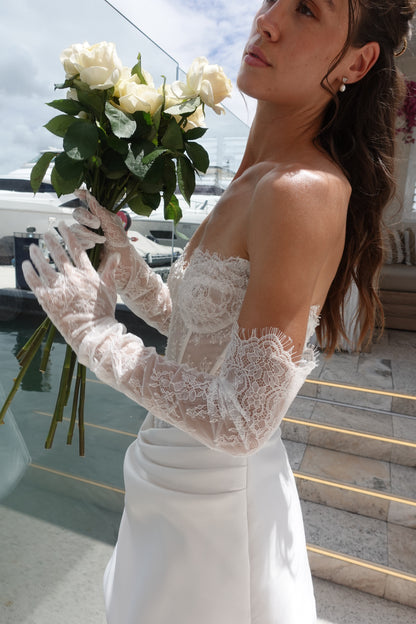Yasmin Gloves